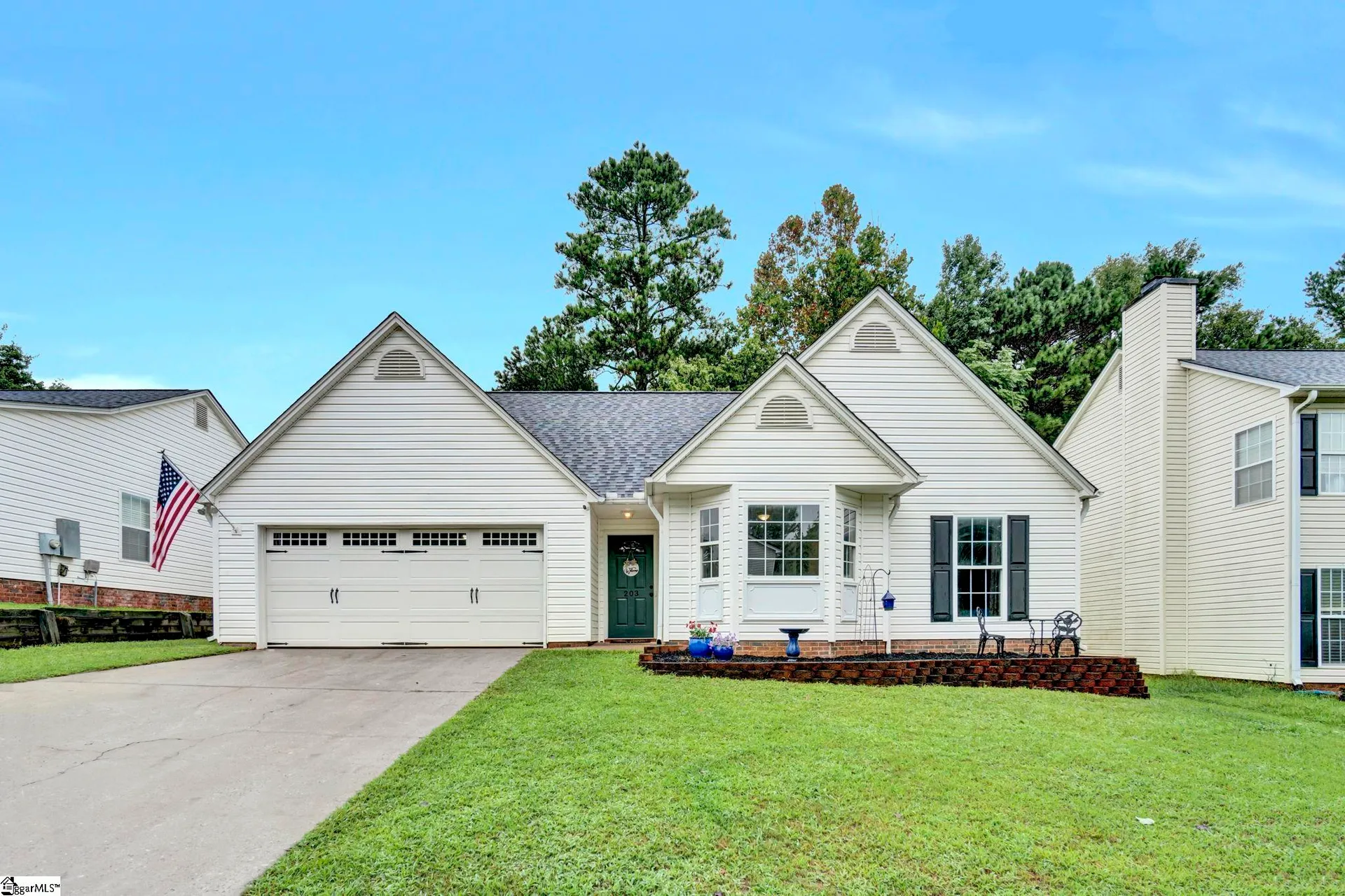 203 Great Oaks Way