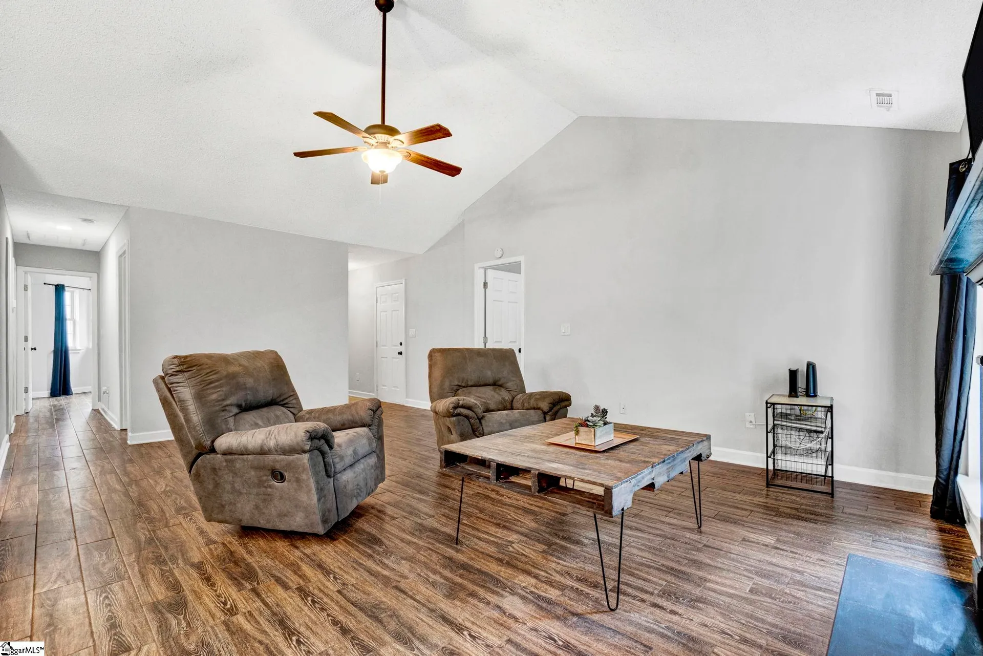 Property image 3 at 203 Great Oaks Way, Simpsonville, SC 29680