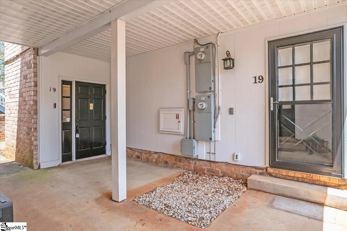 Property image 2 at 925 Cleveland Street, Greenville, SC 29601