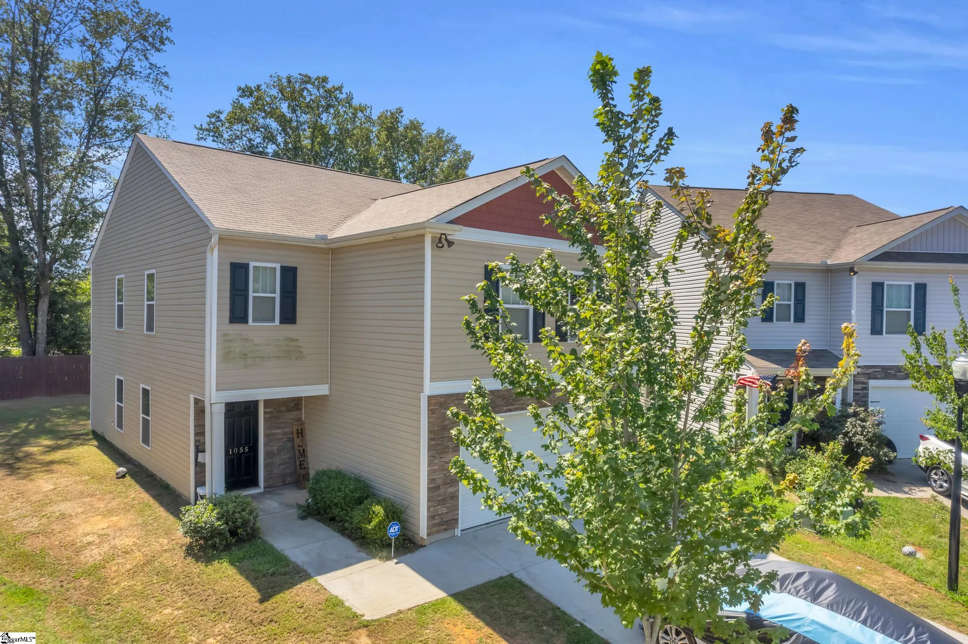 Property image 2 at 1055 Summerlin Trail, Duncan, SC 29334
