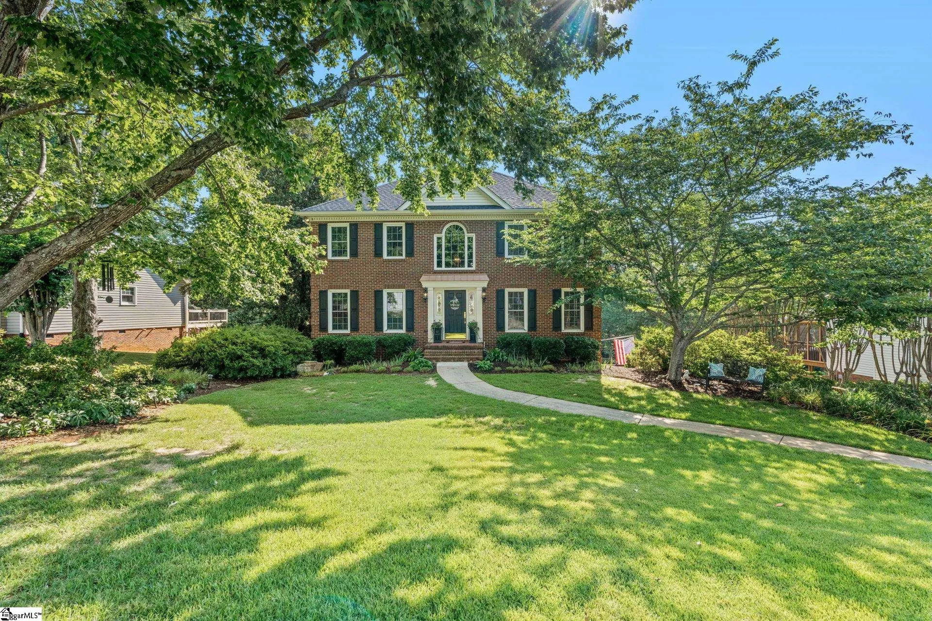 10 Middlecreek Way