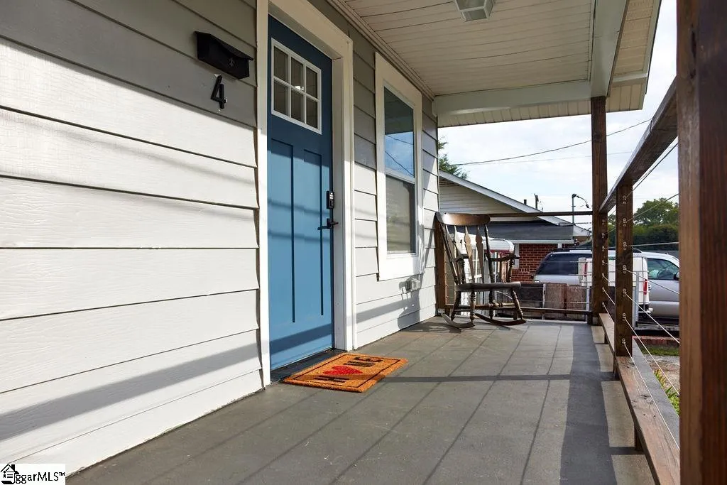 Property image 2 at 4 Lindberg Avenue, Greenville, SC 29601