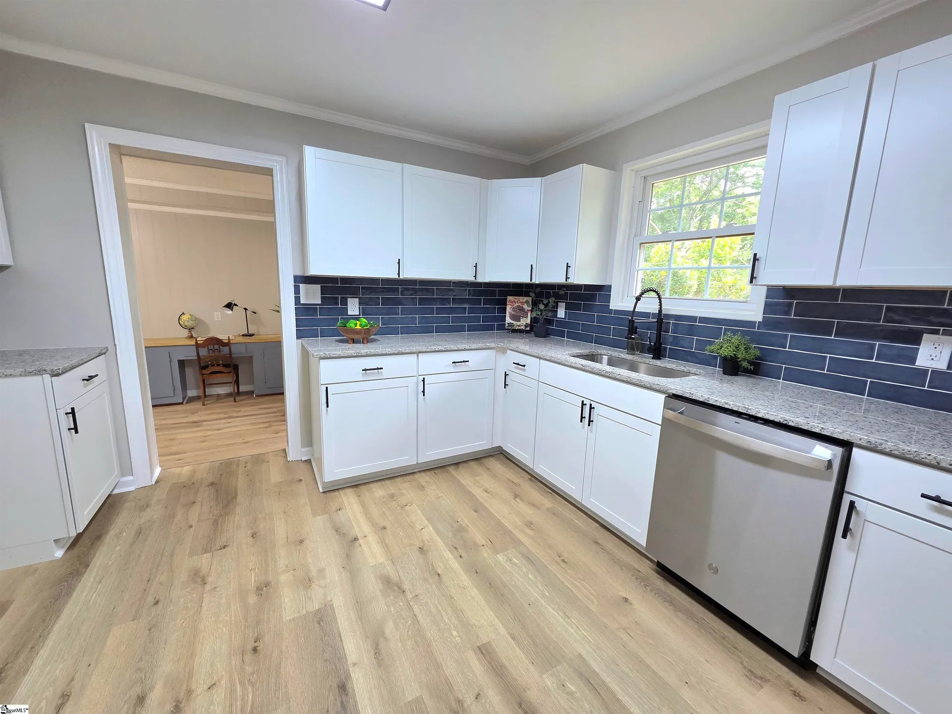 Property image 3 at 124 Forestdale Drive, Taylors, SC 29687