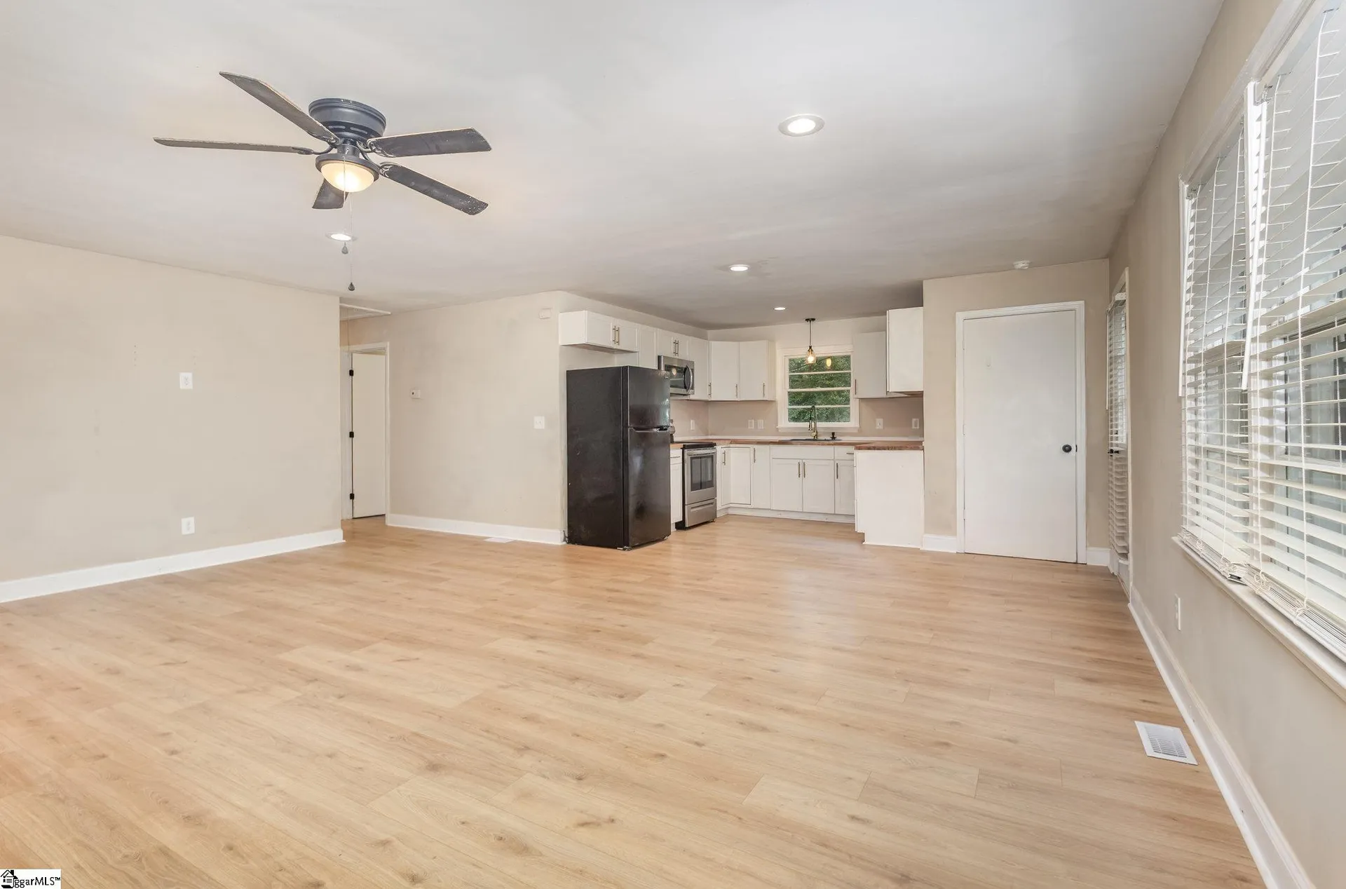 Property image 4 at 24 Springbrook Court, Wellford, SC 29385
