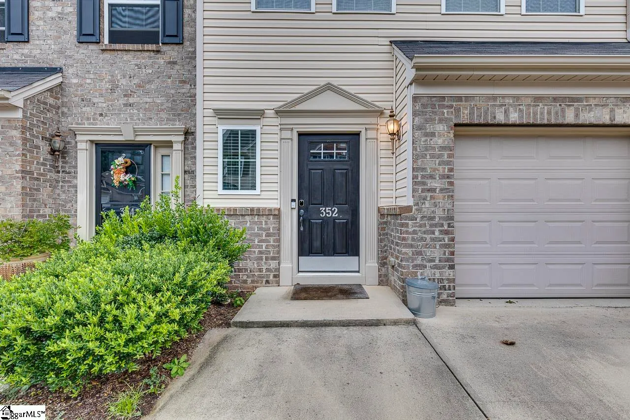Property image 5 at 352 Juniper Bend Circle, Greenville, SC 29615