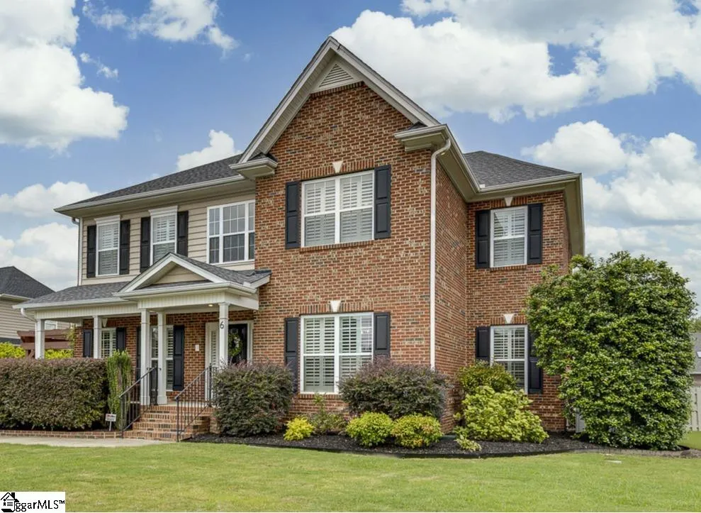 Plantation Greene, Greenville Community