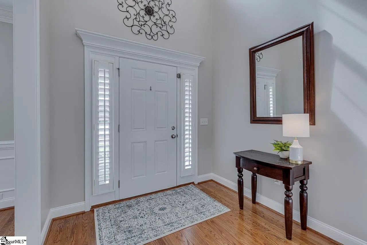 Property image 3 at 6 Pond Bluff Lane, Greenville, SC 29607