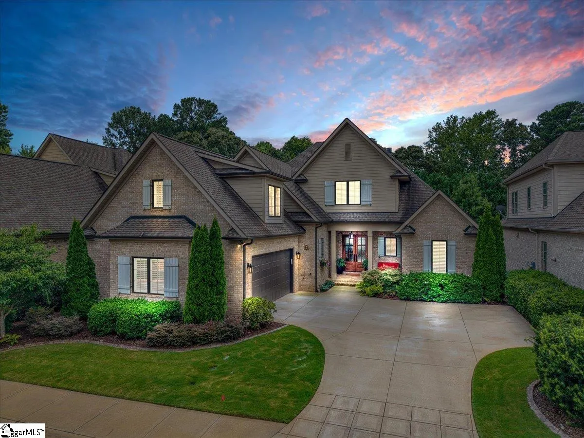 Chestnut Pond, Simpsonville Community