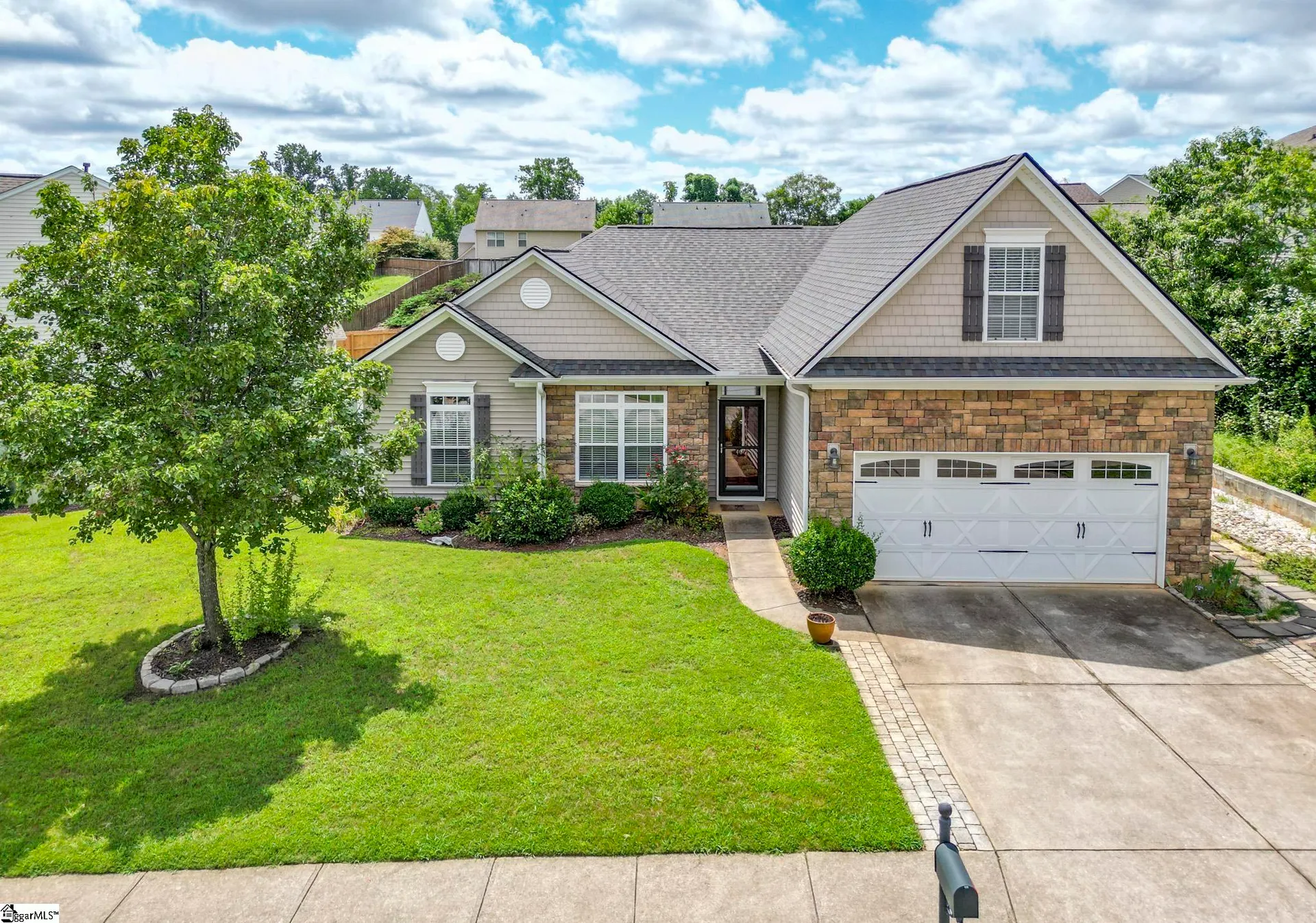 Lismore Park, Greer Community