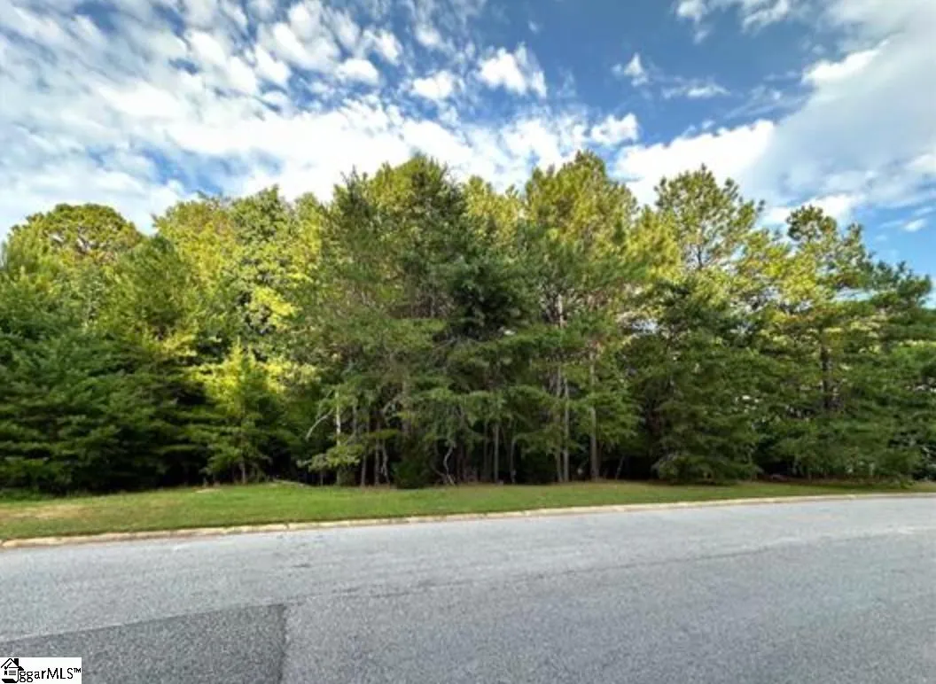 Property image 5 at 331 Hidden Creek Circle, Spartanburg, SC 29306