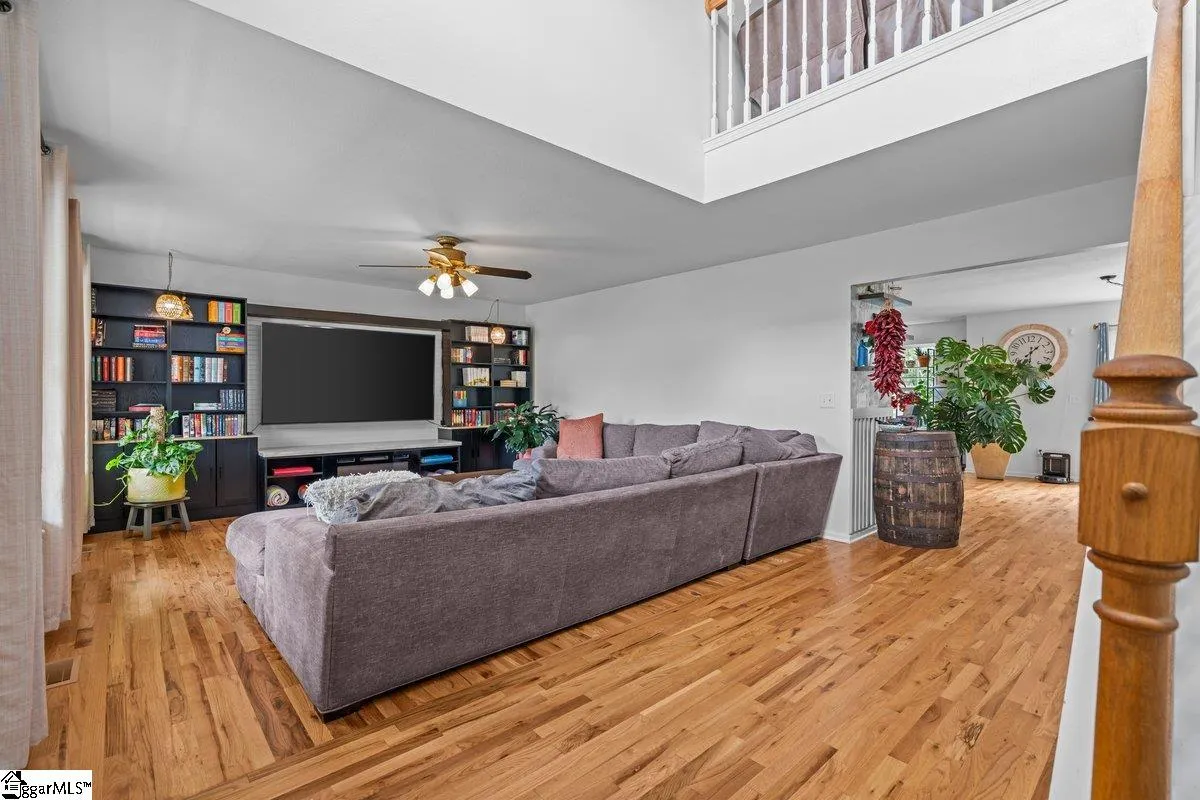 Property image 2 at 131 Brooke Lee Circle, Taylors, SC 29687