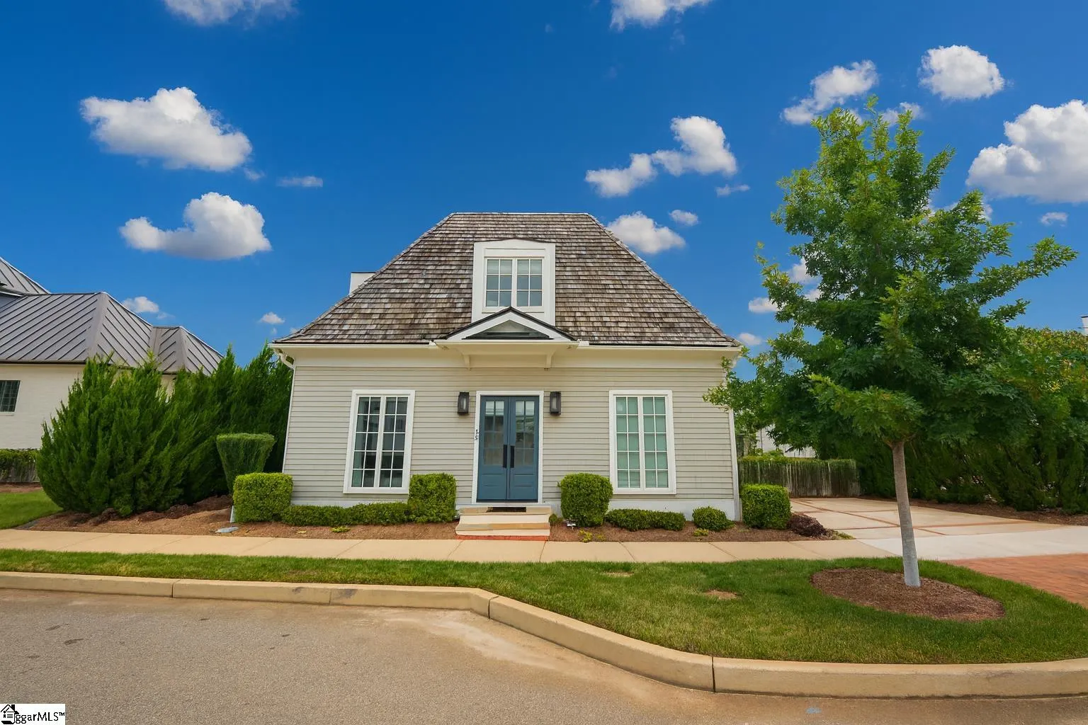 Property image 2 at 33 Bowman Road, Greenville, SC 29615