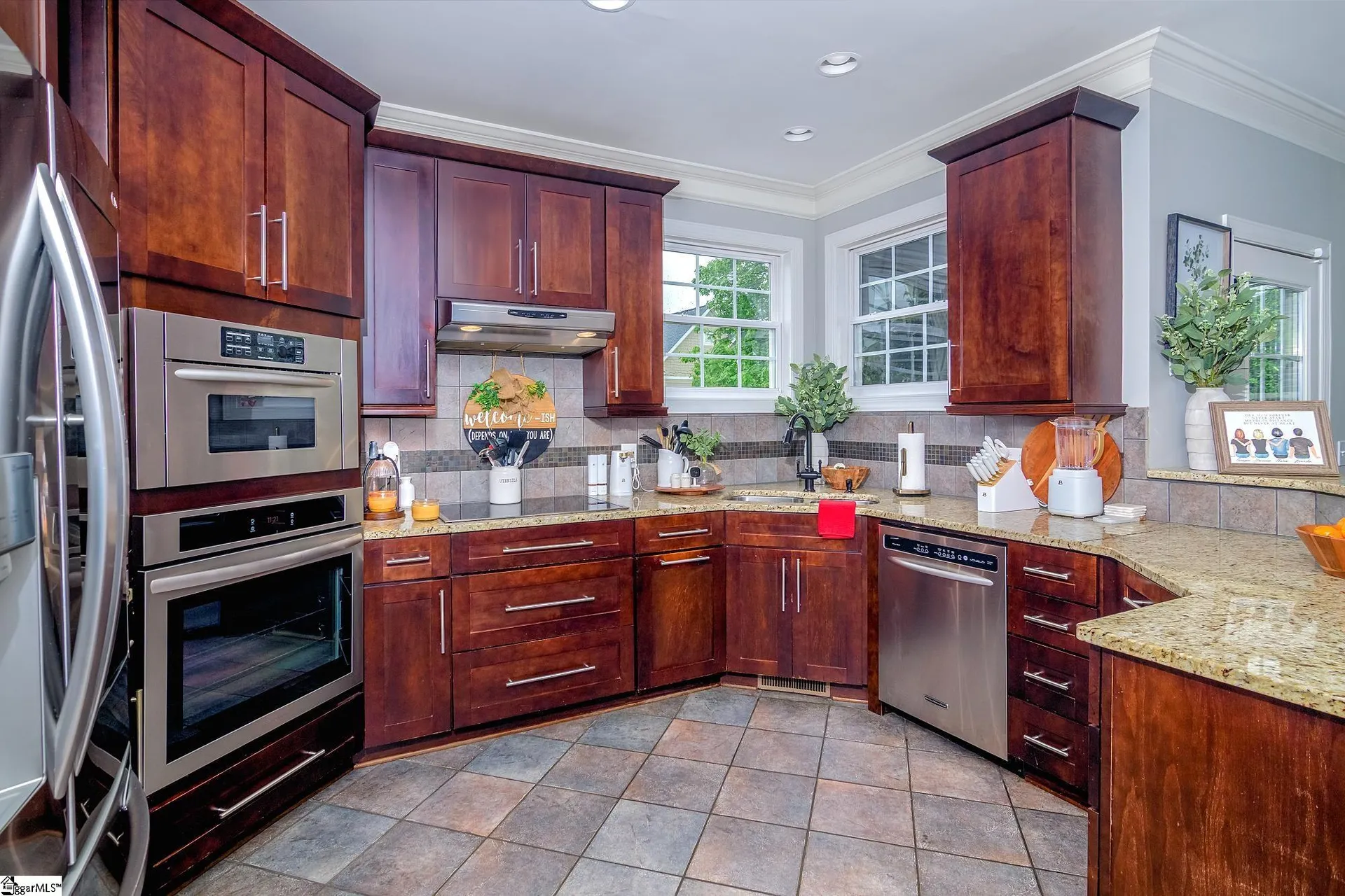 Property image 4 at 1 Lone Oak Avenue, Simpsonville, SC 29681