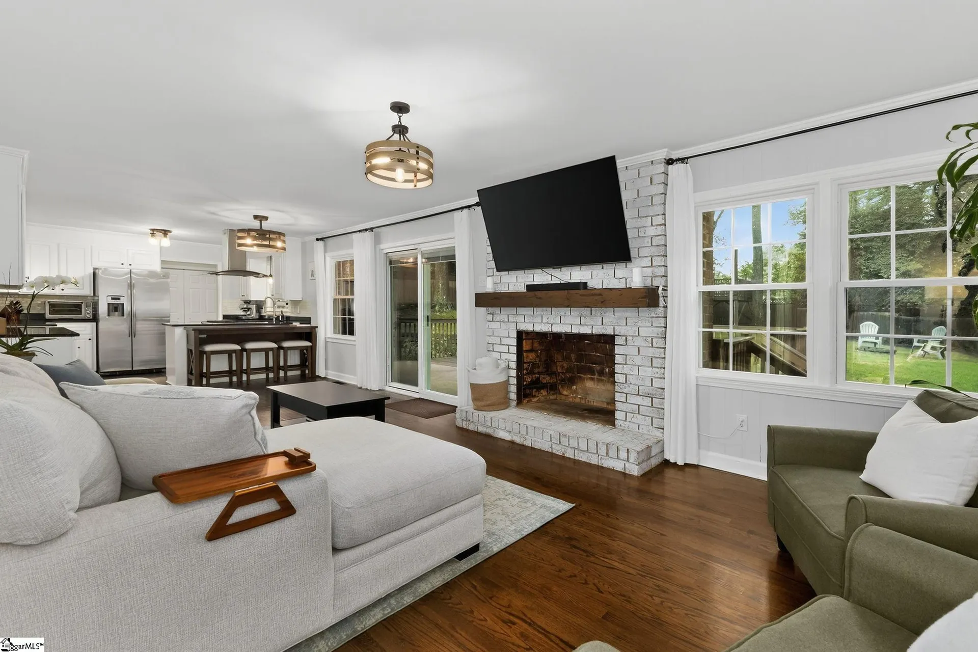 Property image 2 at 517 Kenilworth Drive, Greenville, SC 29615