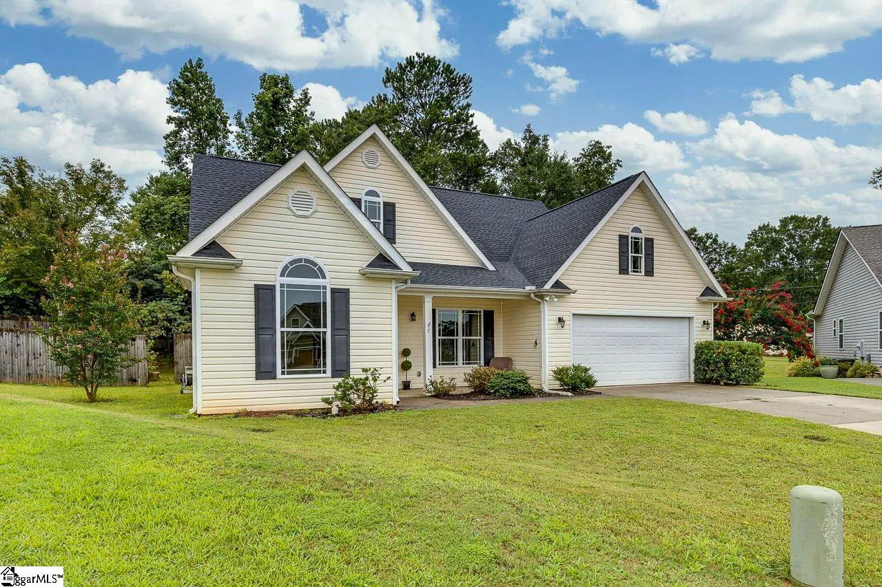 Property image 3 at 7 Cabrini Court, Simpsonville, SC 29680