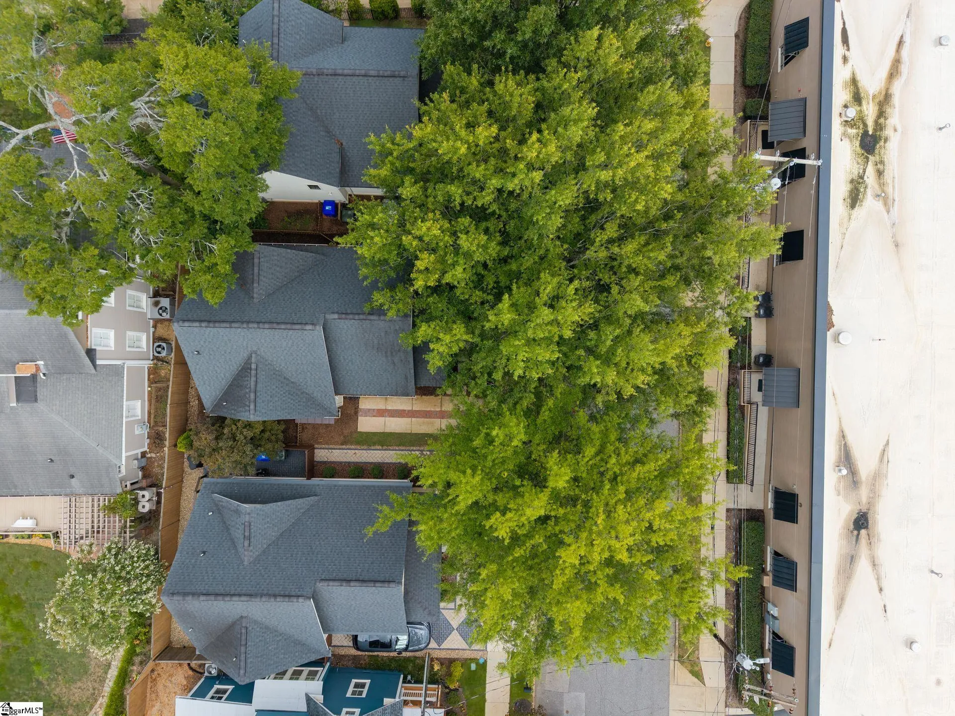 Property image 3 at 4 Asbury Avenue, Greenville, SC 29601