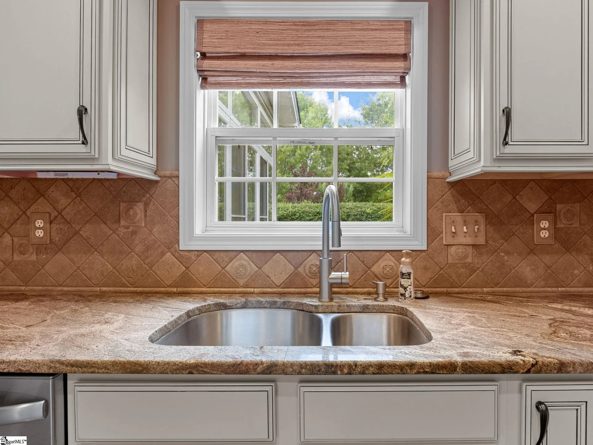 Property image 5 at 43 Hurshfield Court, Taylors, SC 29687