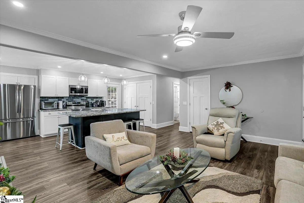 Property image 4 at 606 Davenport Road, Simpsonville, SC 29680