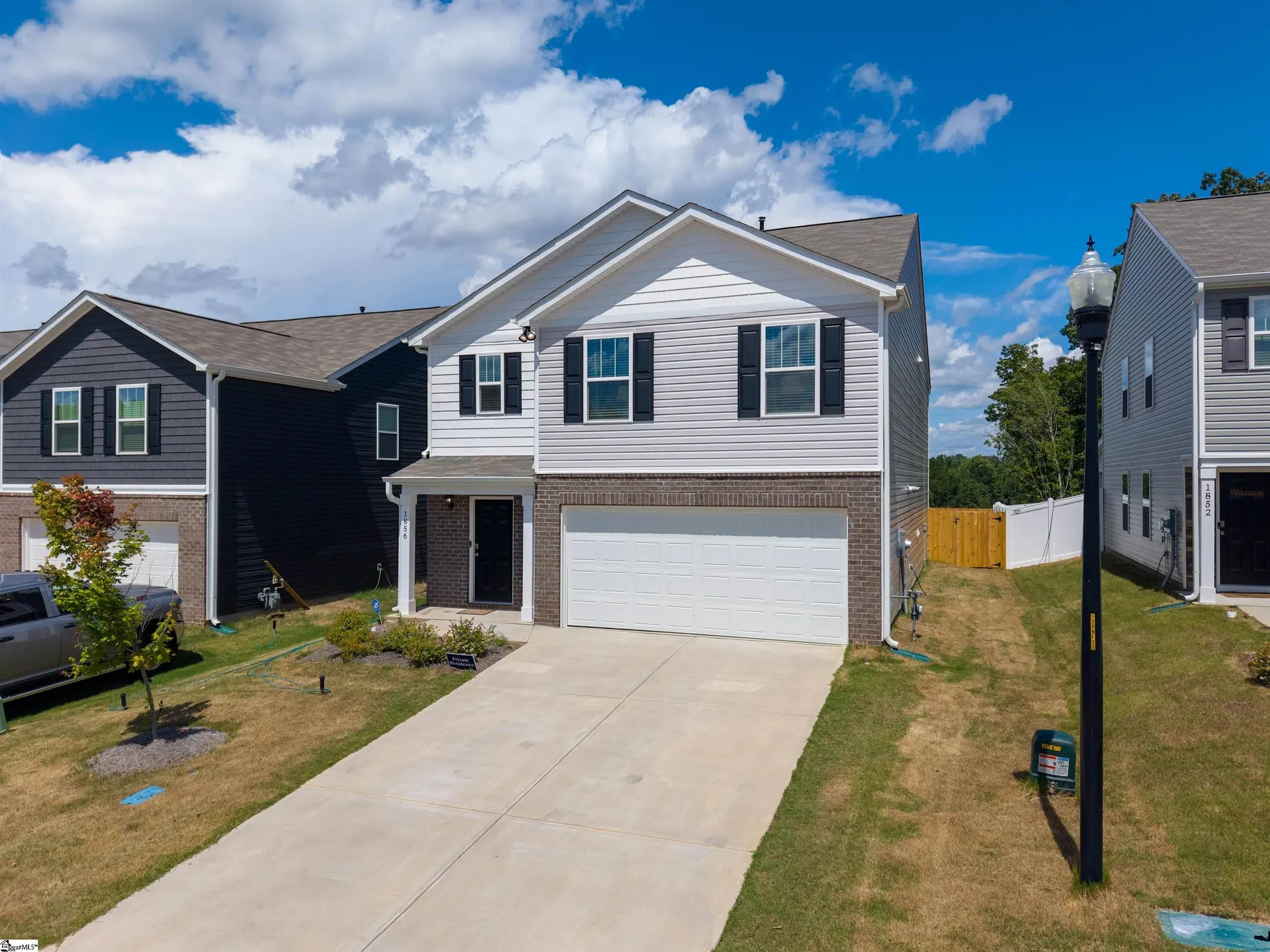 1856 Bridle Lane