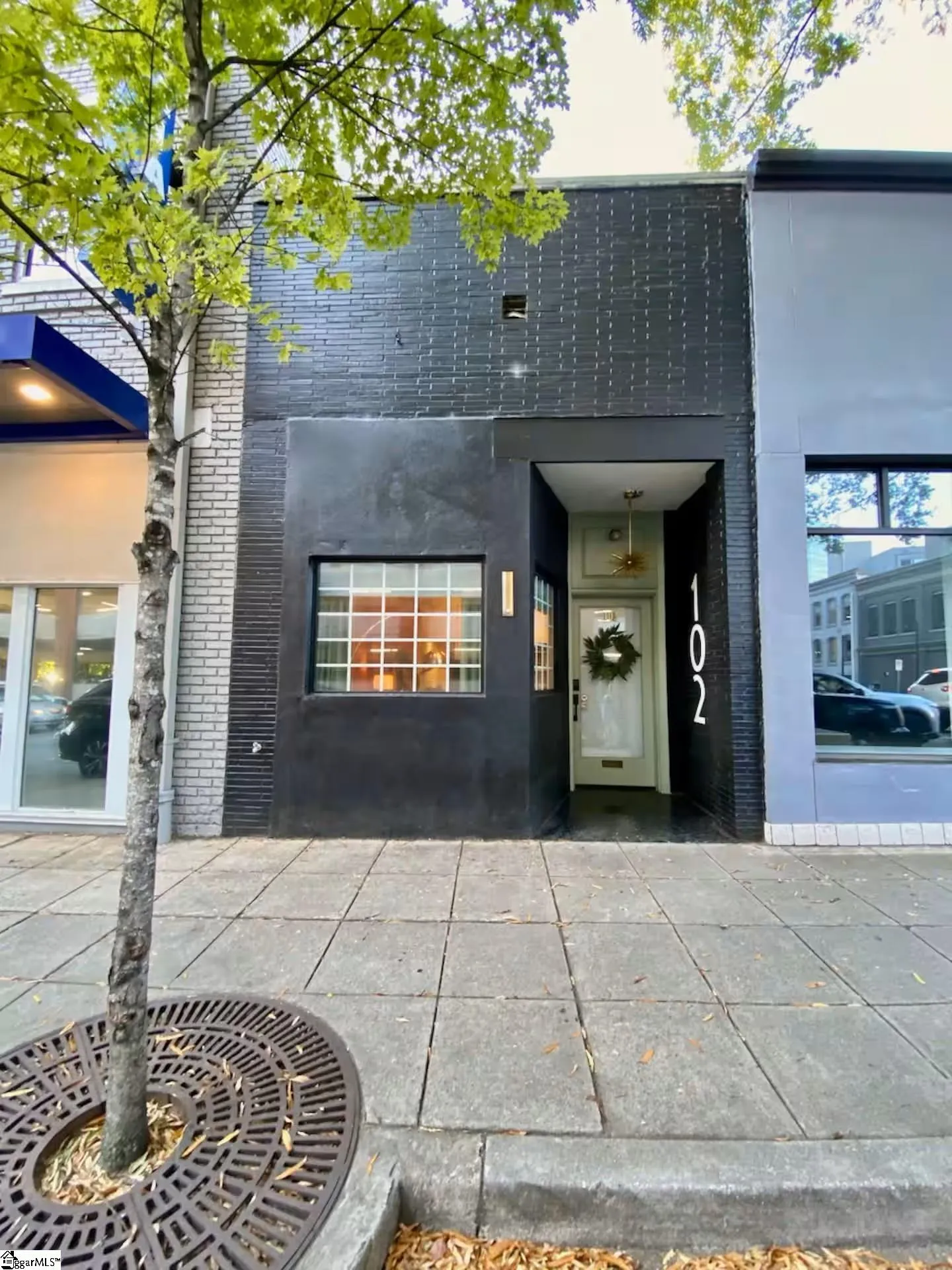 102 W North Street