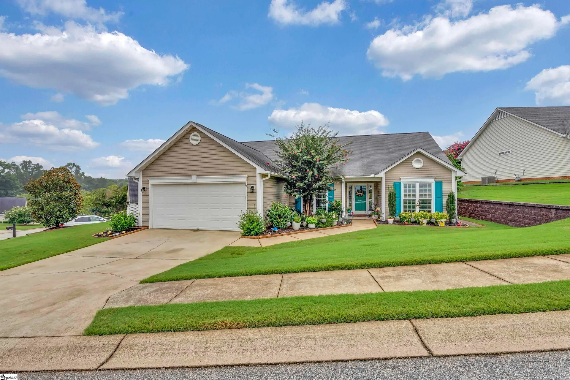 Property image 2 at 304 Lexington Place Way, Greenville, SC 29615
