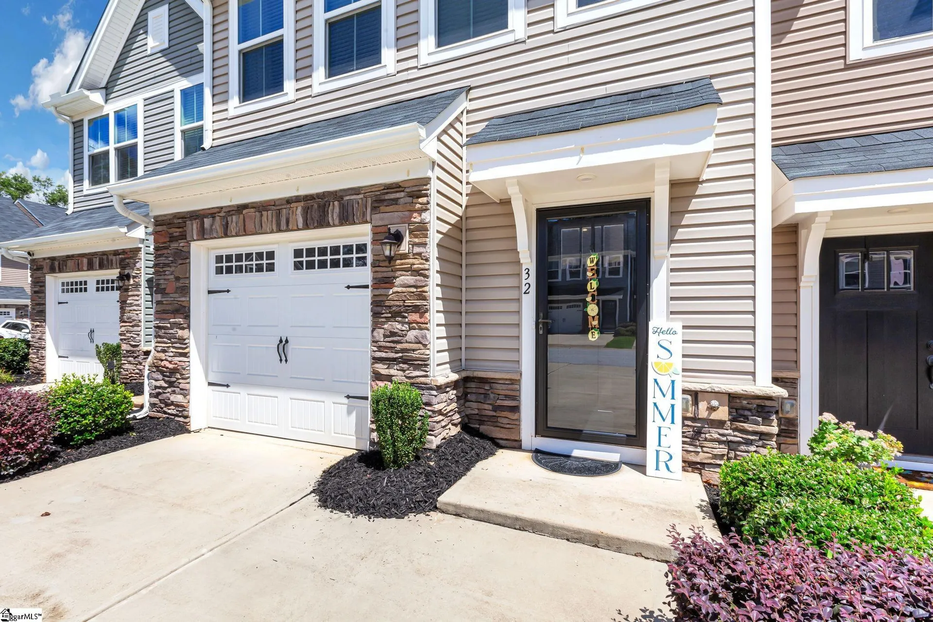Property image 2 at 32 Country Dale Drive, Greer, SC 29650