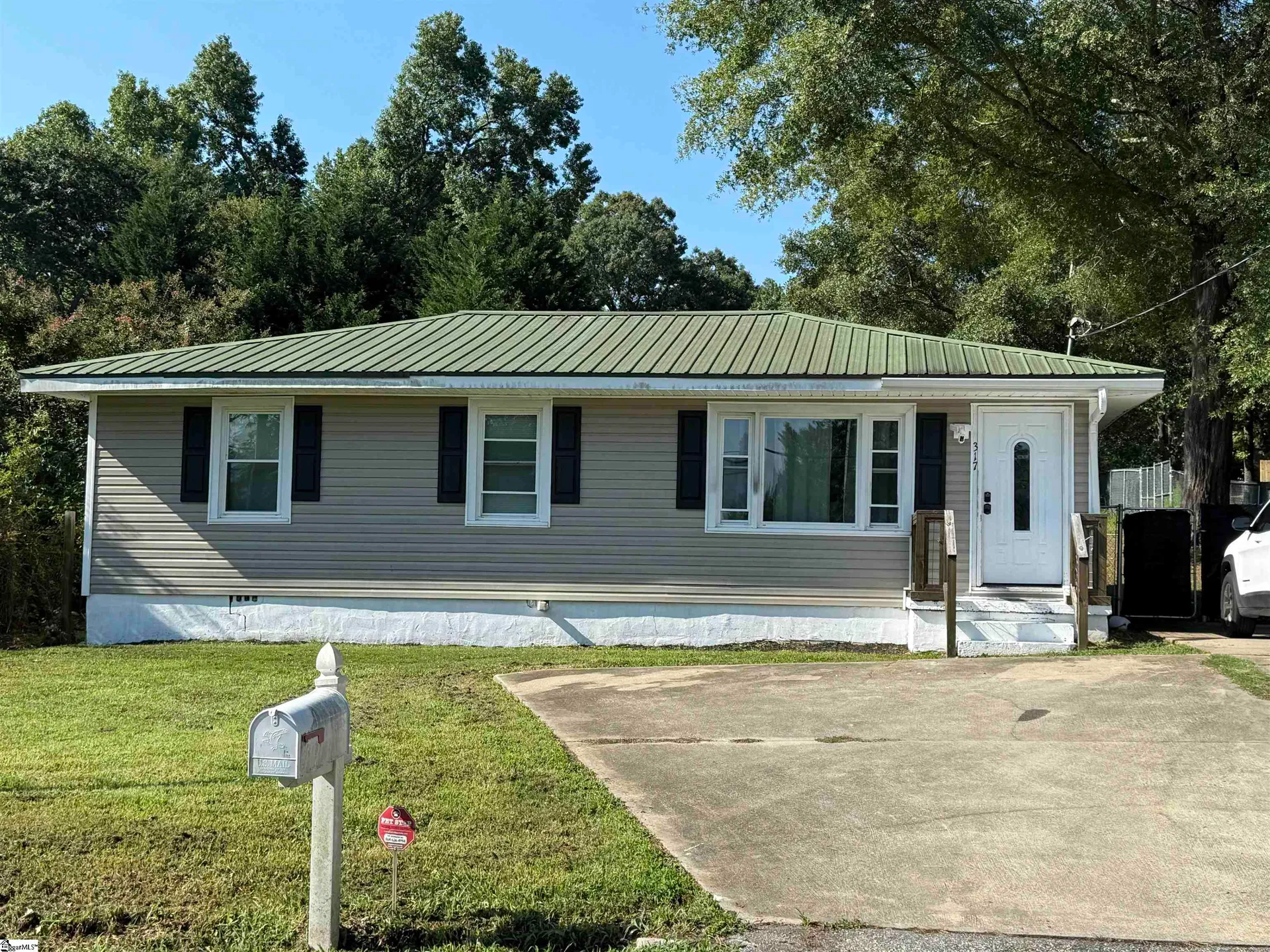 317 Ivydale Drive