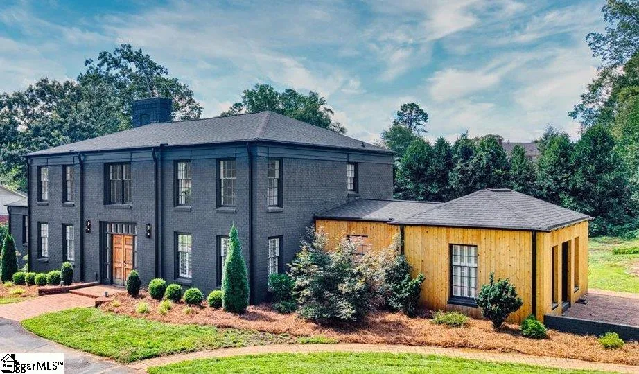 Chanticleer, Greenville Community
