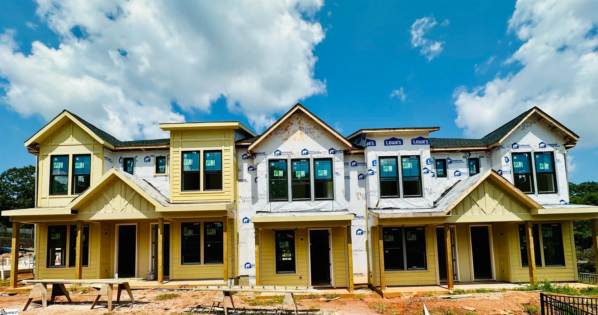Hawthorne Lane, Greenville Community