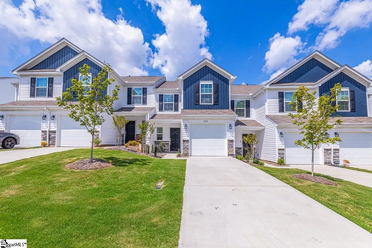 Property image 2 at 929 Powder Creek Drive, Reidville, SC 29375