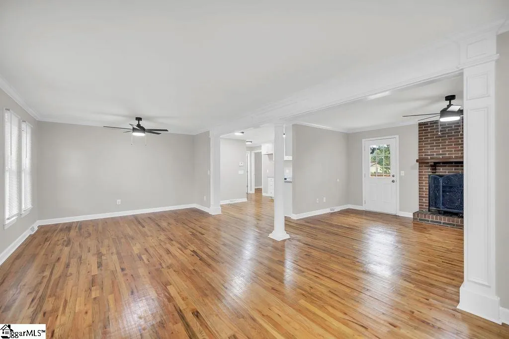 Property image 3 at 310 Vine Hill Road, Greenville, SC 29607