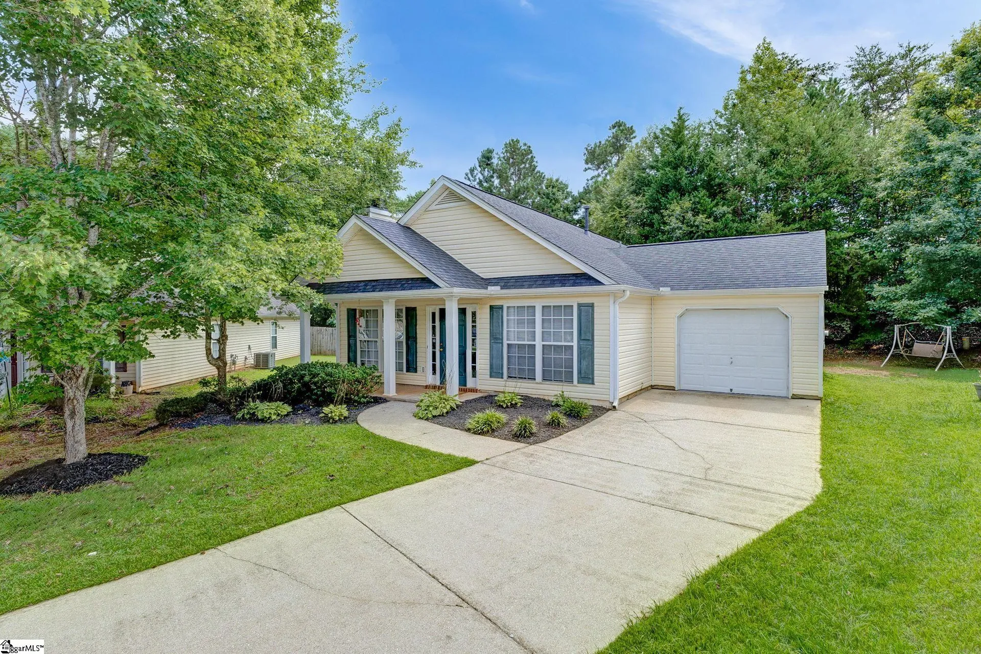 Glenlea, Greenville Community