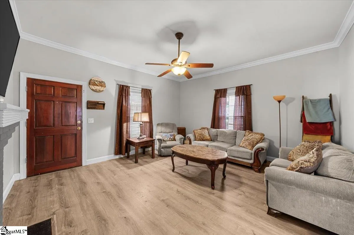 Property image 3 at 12 Taylor Street, Greenville, SC 29605