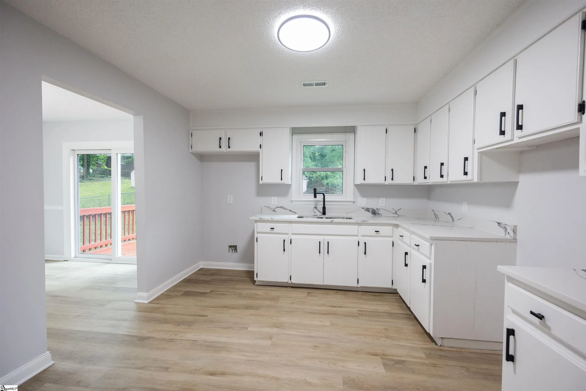 Property image 3 at 306 Carolyn Drive, Spartanburg, SC 29306