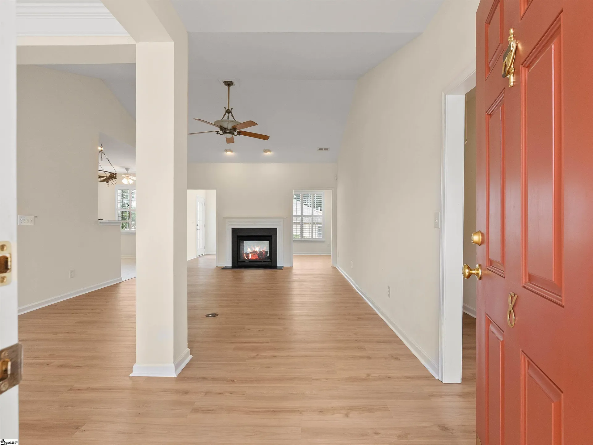 Property image 3 at 8 Wild Thorn Lane, Greenville, SC 29615