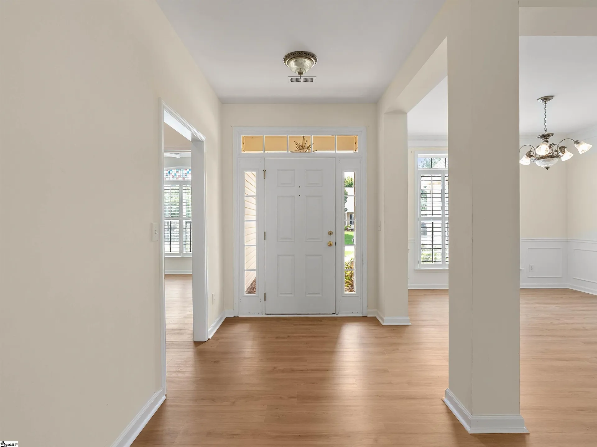Property image 4 at 8 Wild Thorn Lane, Greenville, SC 29615
