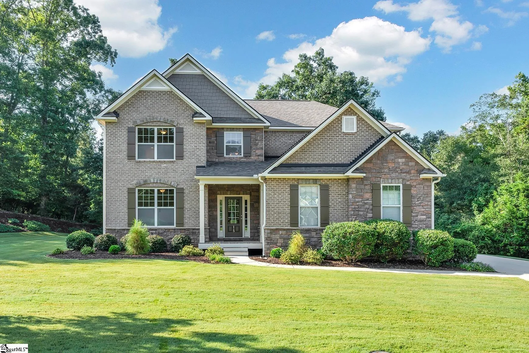 15 Barlia Way