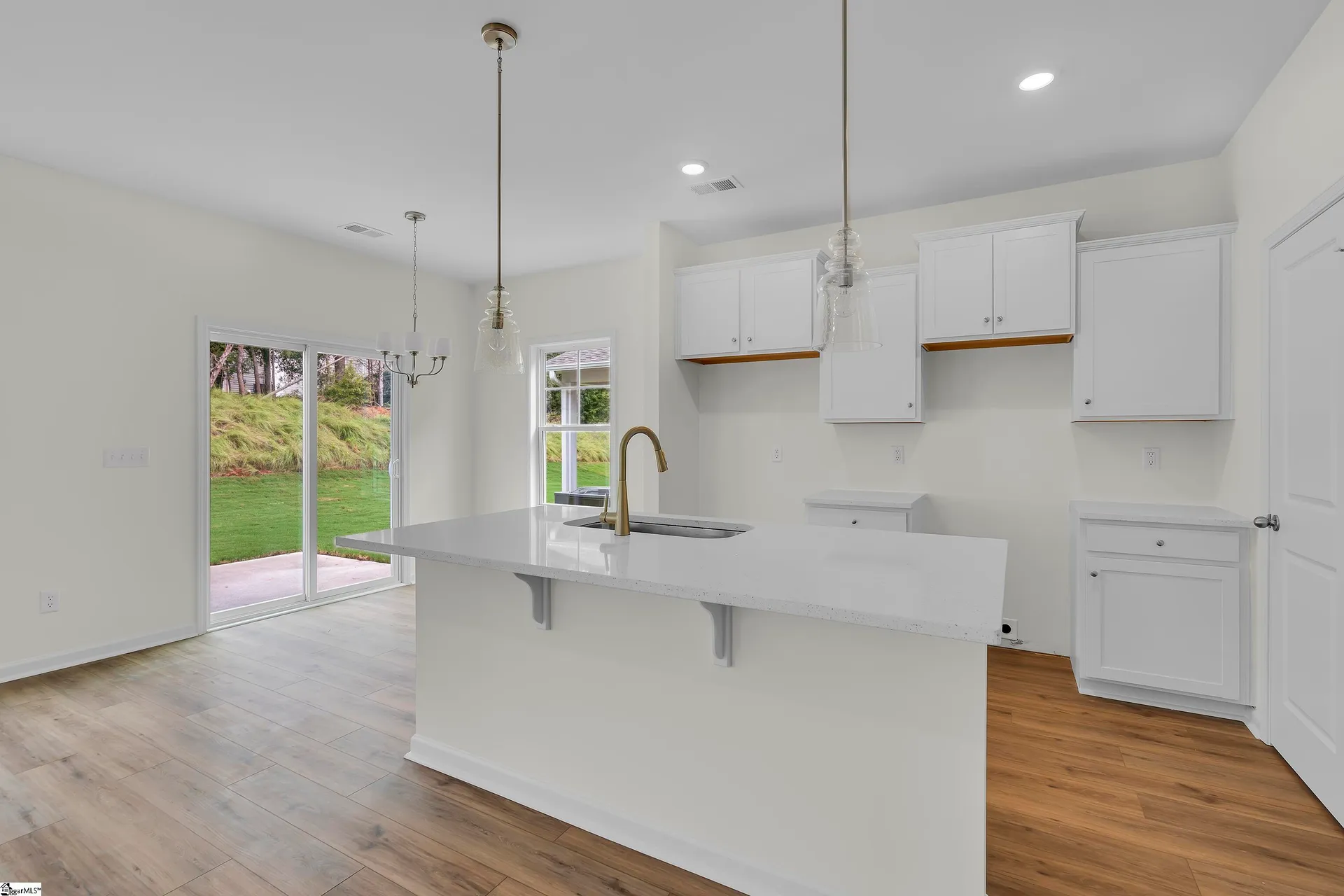 Property image 4 at 220 Brown Circle, Easley, SC 29642