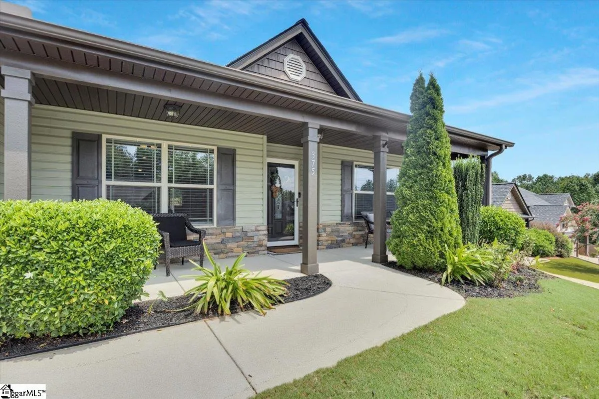 Property image 2 at 375 N Timm Creek Avenue, Roebuck, SC 29376