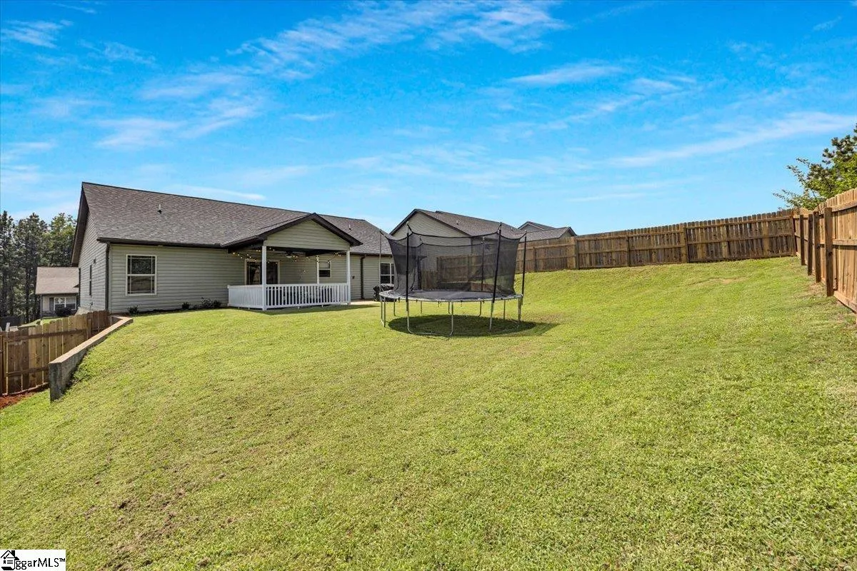 Property image 3 at 375 N Timm Creek Avenue, Roebuck, SC 29376