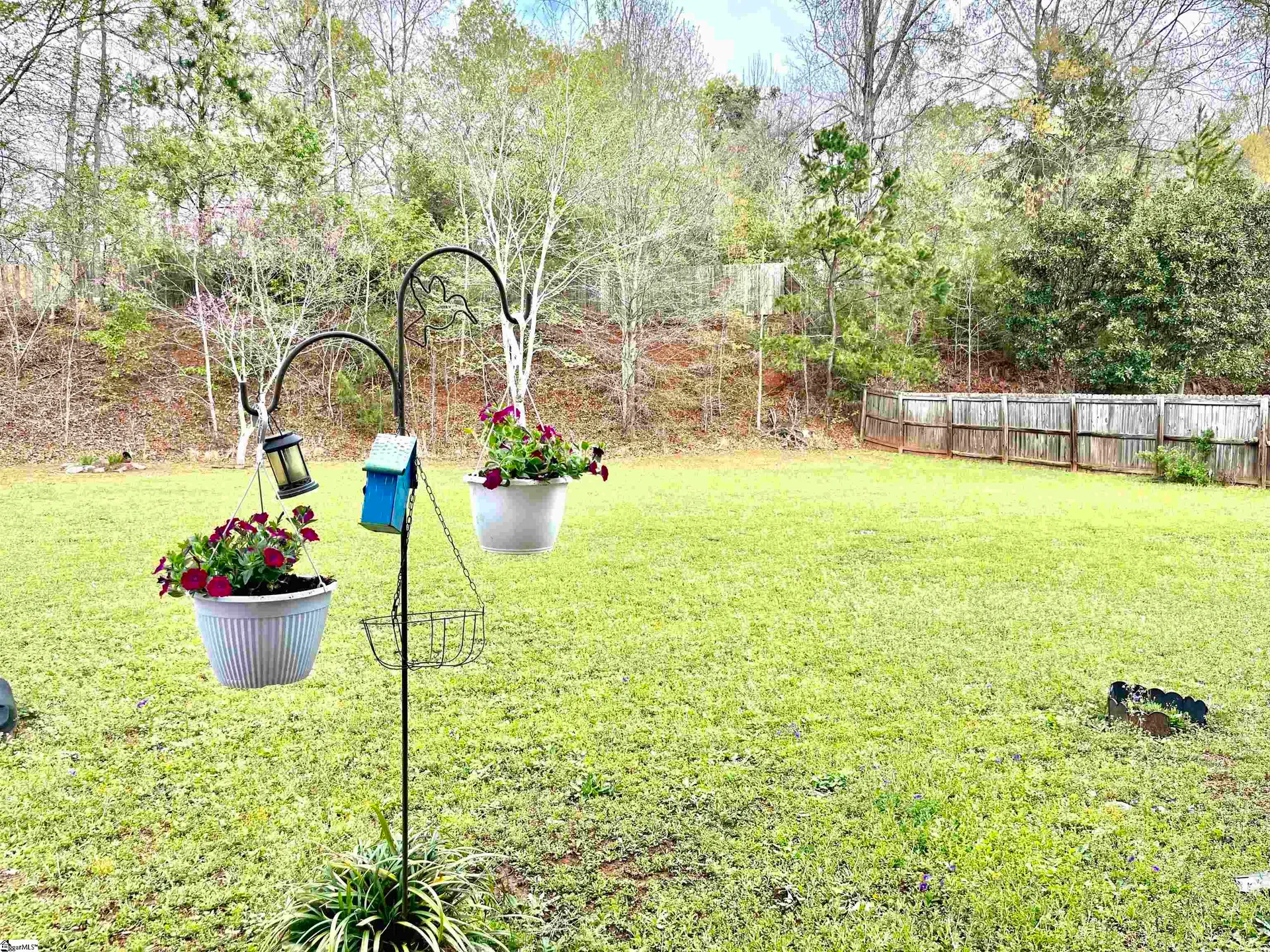 Property image 3 at 19 Juneau Court, Greenville, SC 29605-6070
