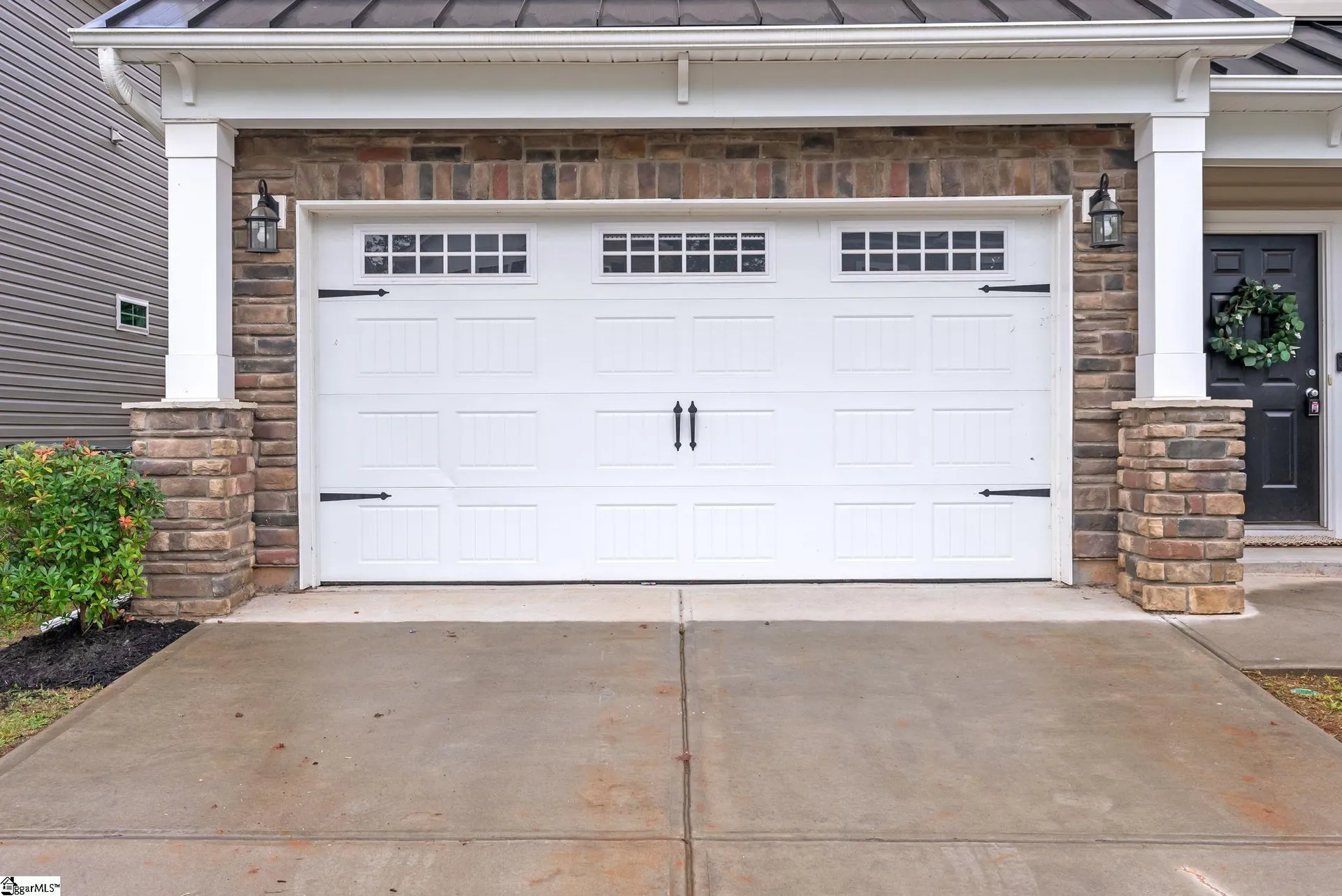 Property image 2 at 127 Highland Park Court, Easley, SC 29642