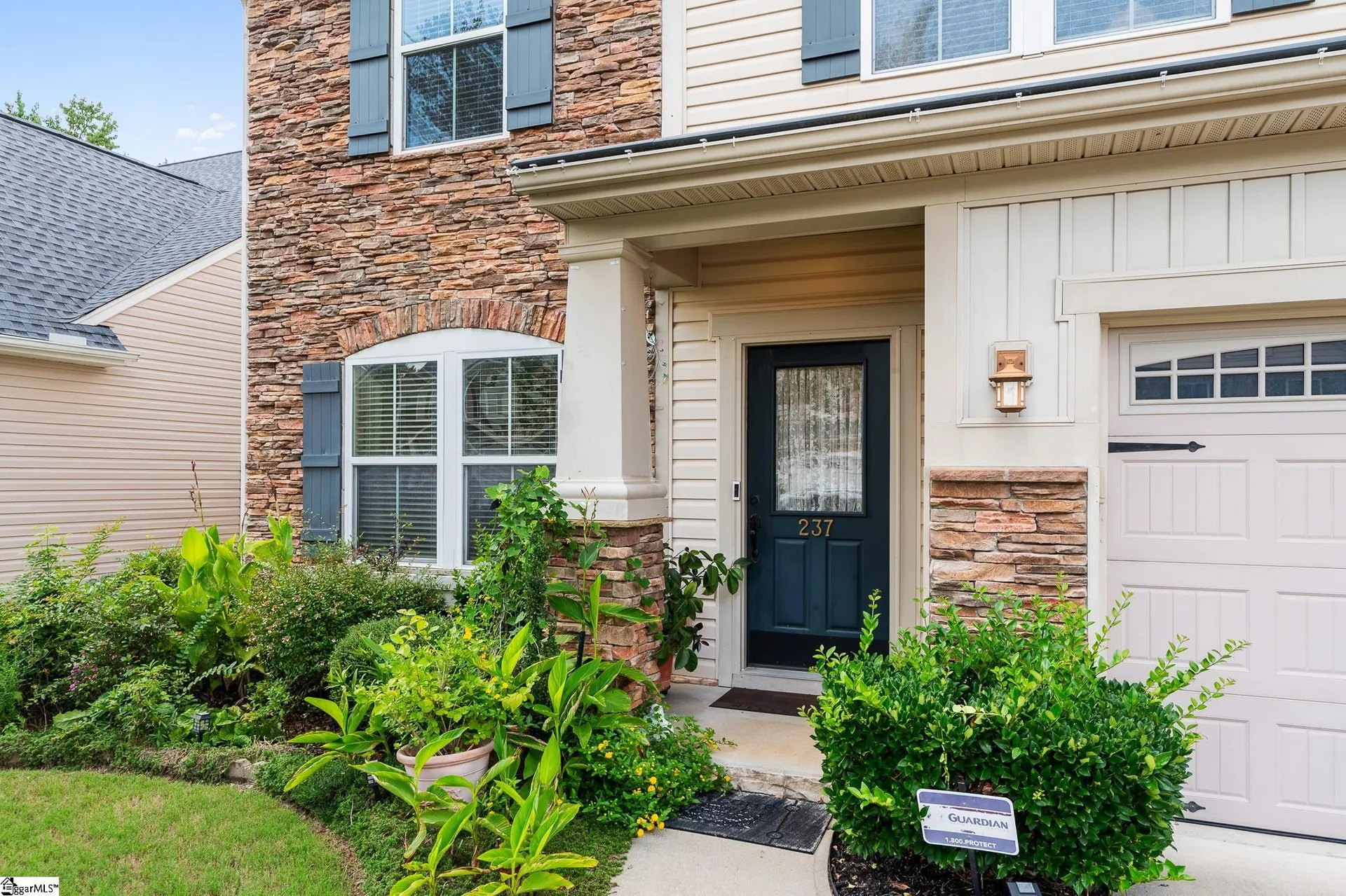 Property image 2 at 237 Barbours Lane, Greenville, SC 29607-7105