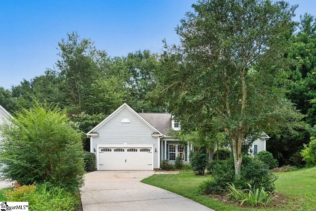 Property image 2 at 6 Digby Place, Simpsonville, SC 29681
