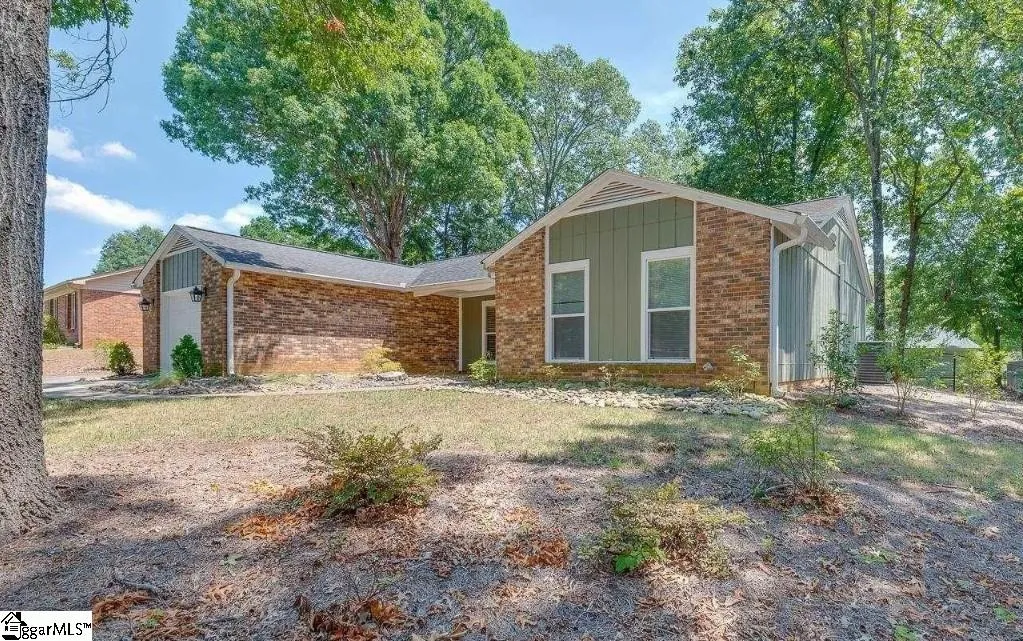 Property image 3 at 13 Clearfield Road, Greenville, SC 29607