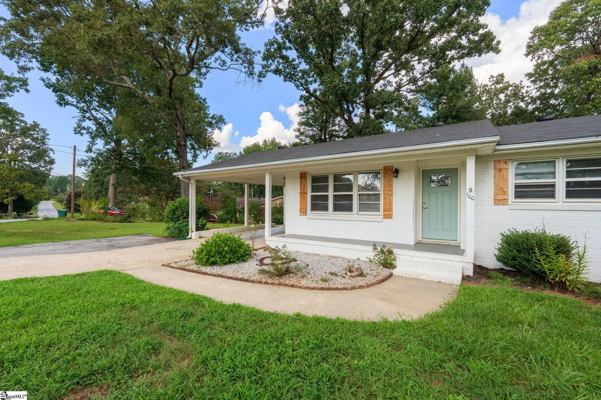Property image 2 at 100 Swinton Drive, Greenville, SC 29607