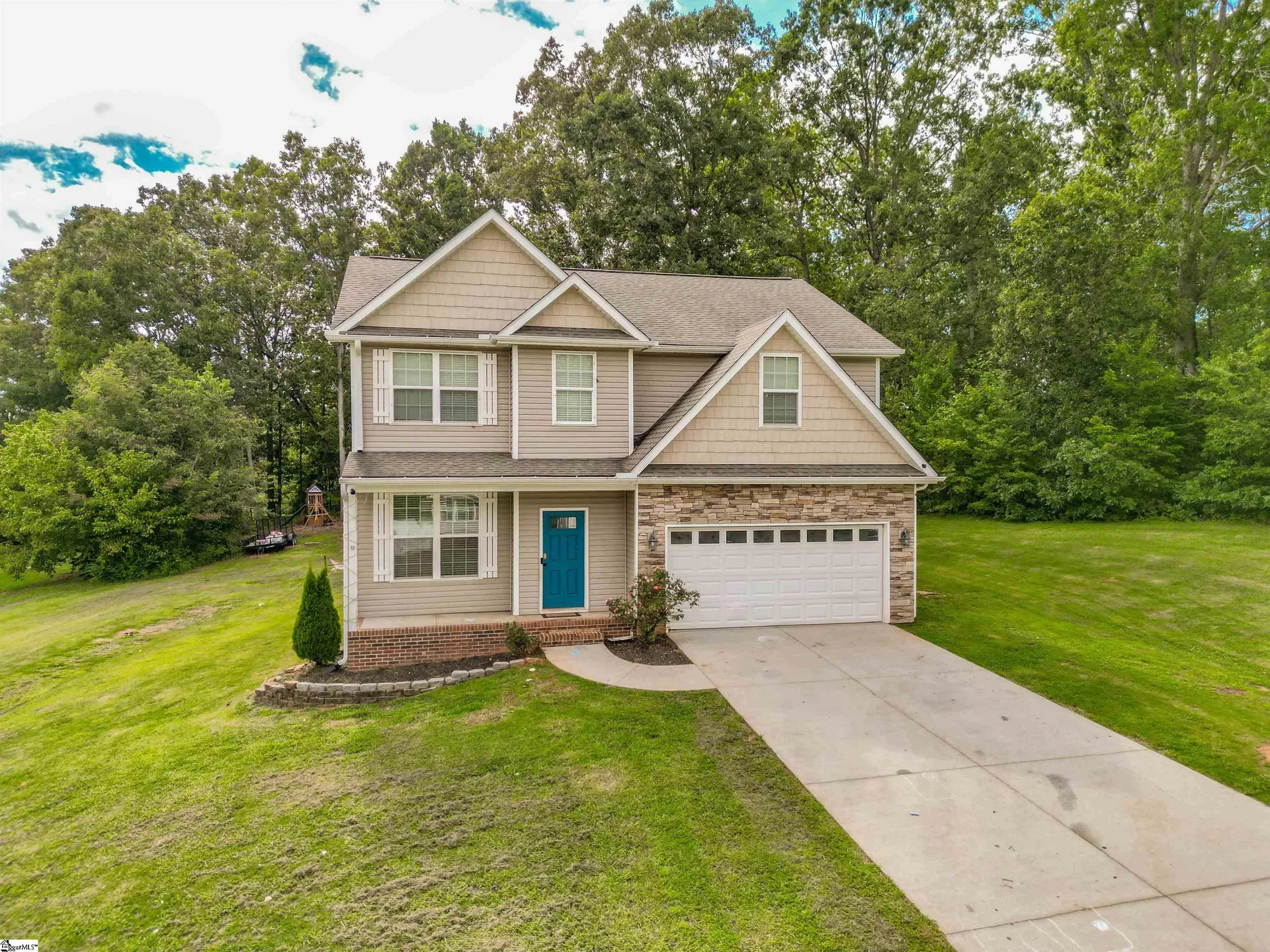 Property image 2 at 129 Saddlebrook Avenue, Pickens, SC 29671