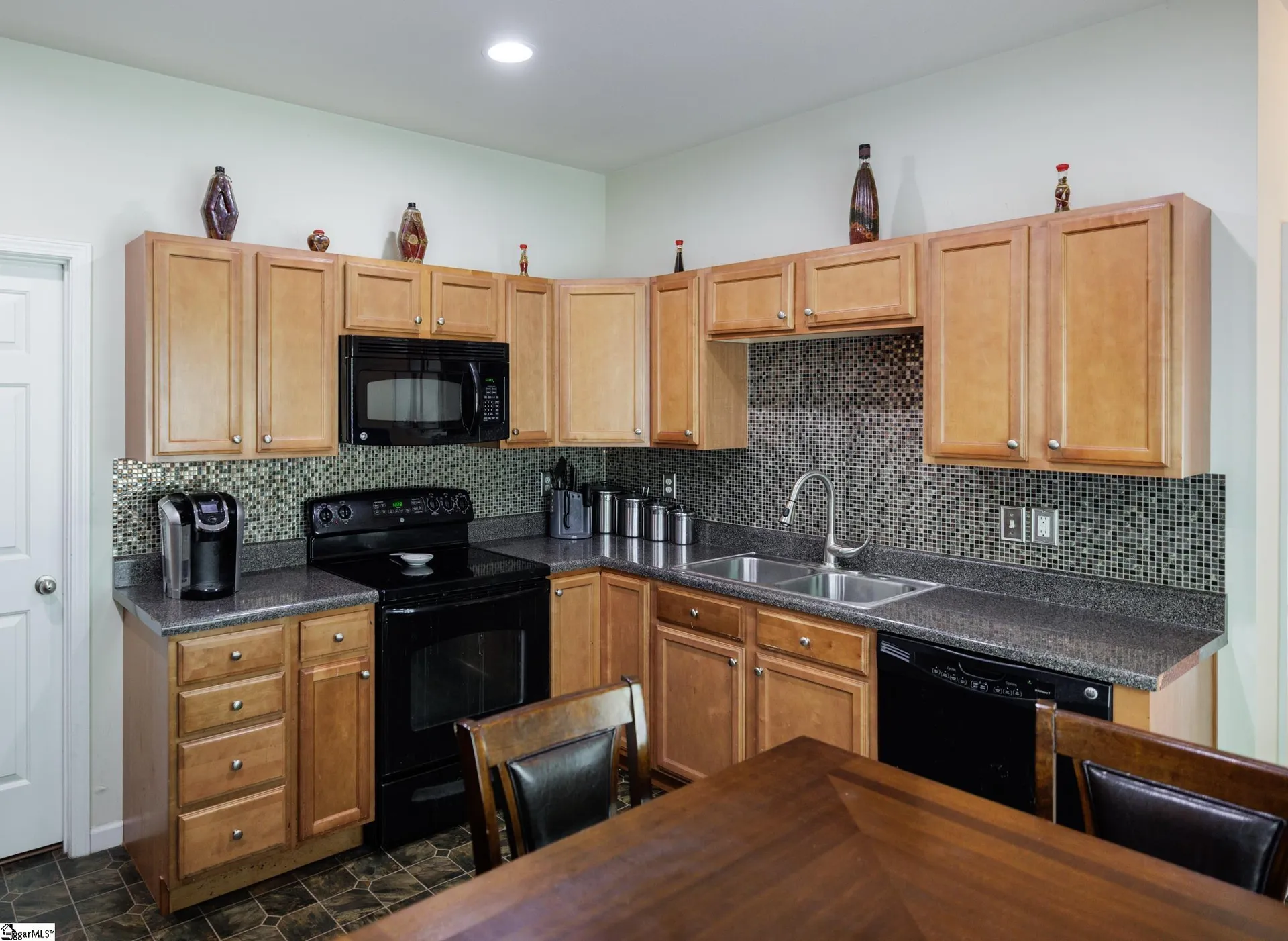 Property image 4 at 35 Juneau Court, Greenville, SC 29605-6070