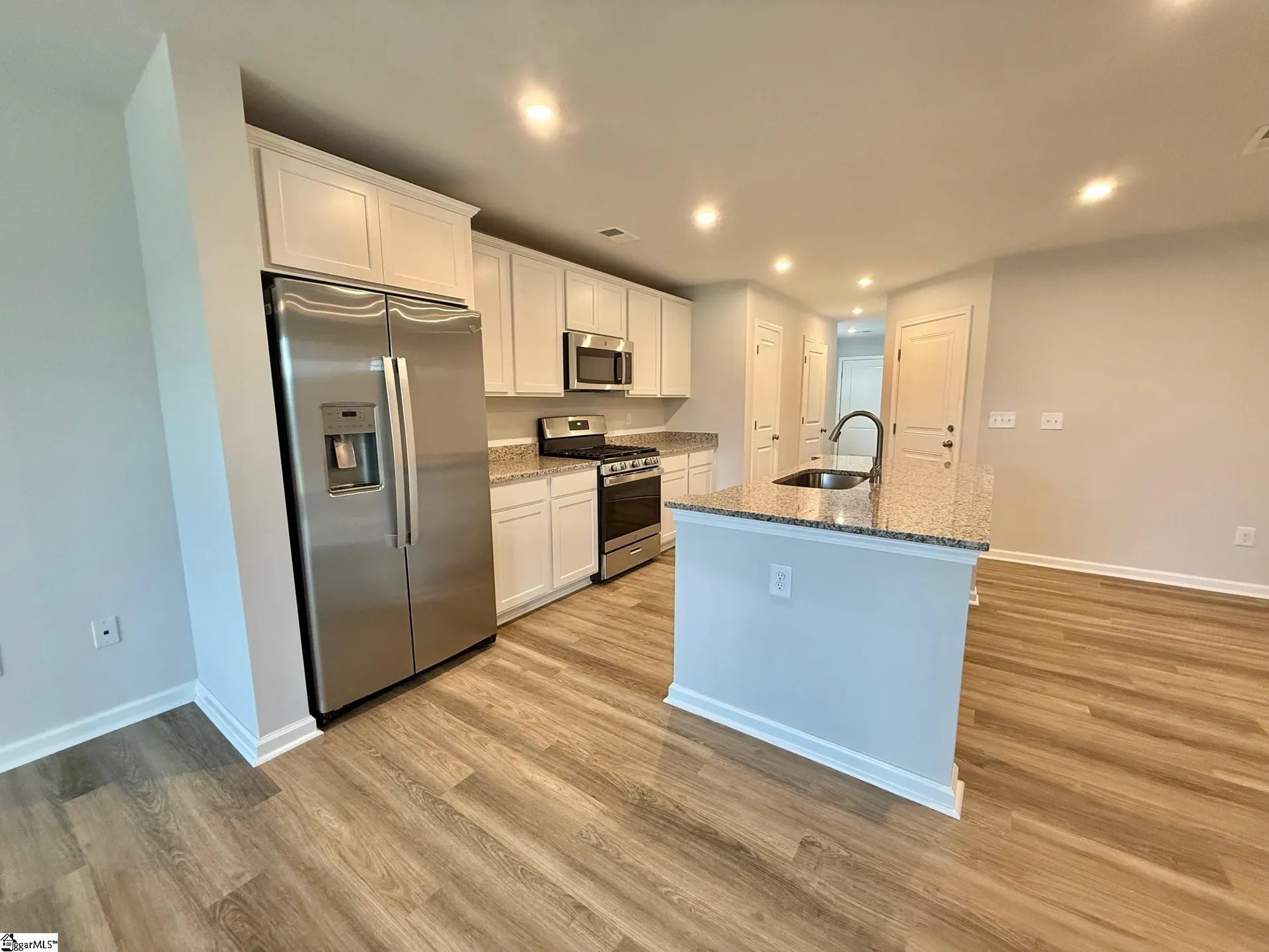 Property image 2 at 1249 Forestbrook Lane, Spartanburg, SC 29303