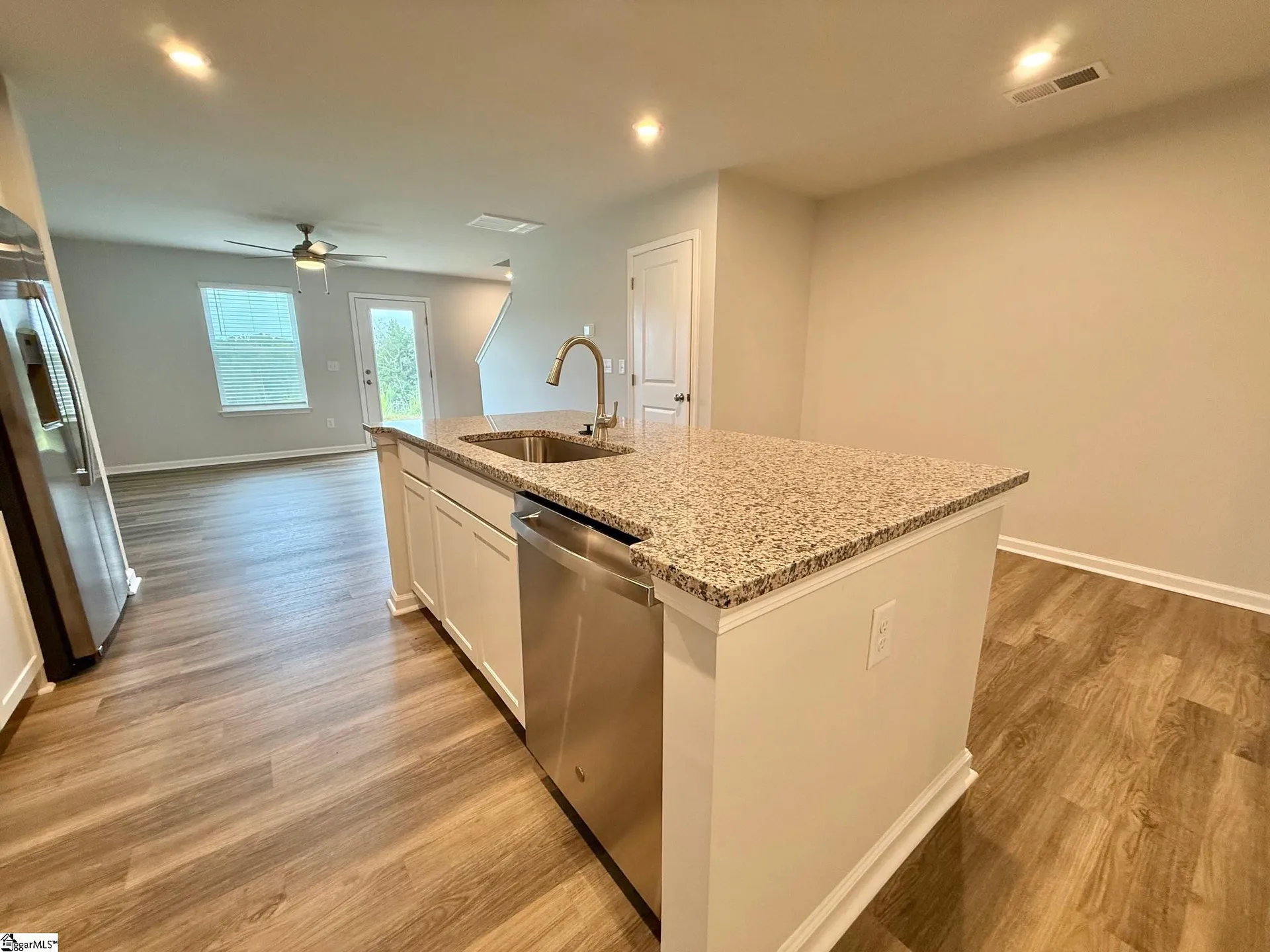 Property image 5 at 1253 Forestbrook Lane, Spartanburg, SC 29303